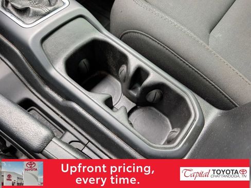 Used 2019 Jeep Wrangler Sport AWD/4WD image 20