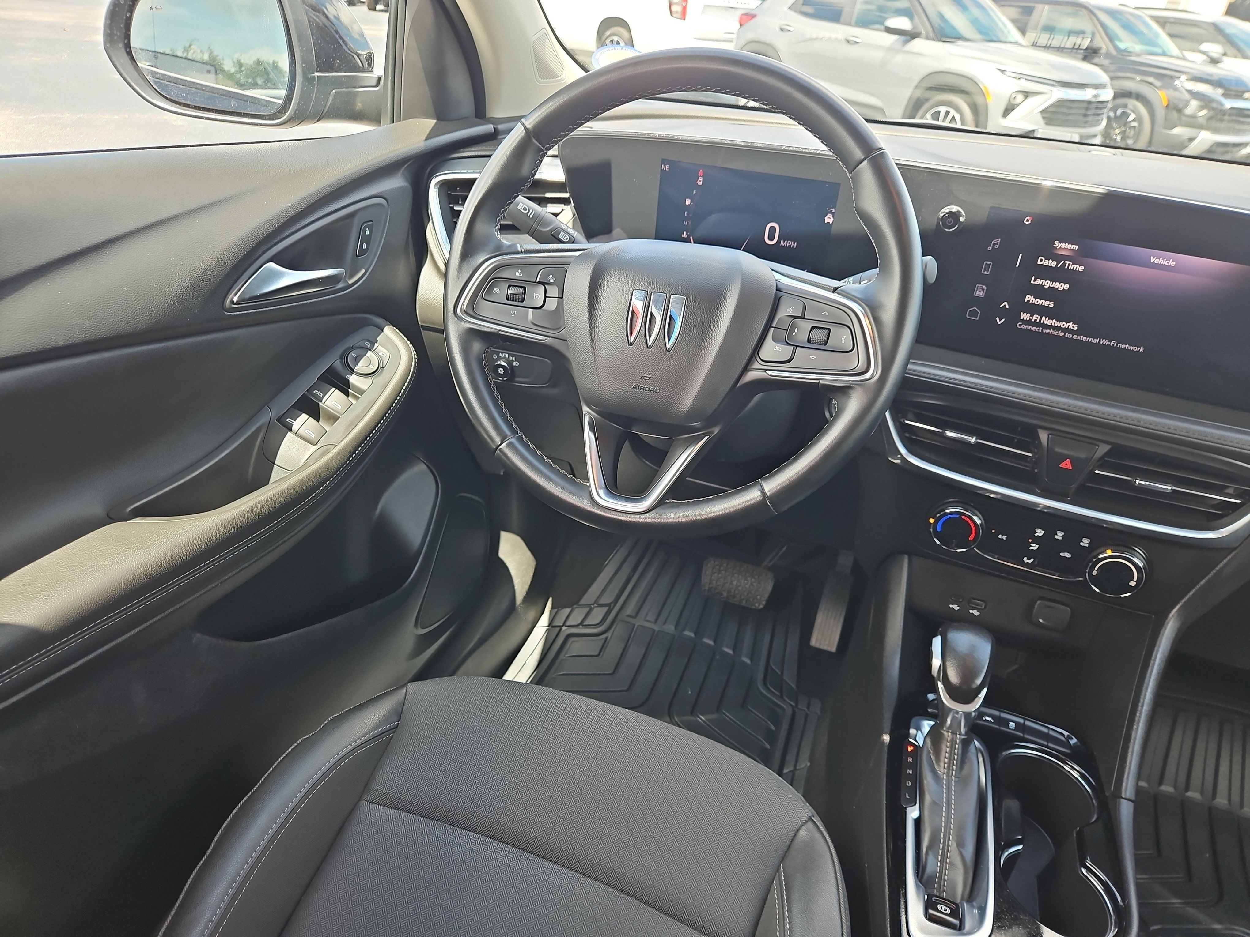 Certified 2024 Buick Encore GX Preferred FWD image 8