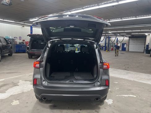 Certified 2025 Ford Escape ST-Line image 12