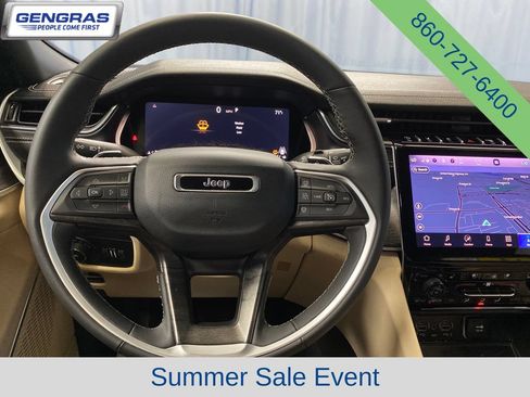 Used 2025 Jeep Grand Cherokee L Limited w/ Luxury Tech Group II AWD/4WD image 22