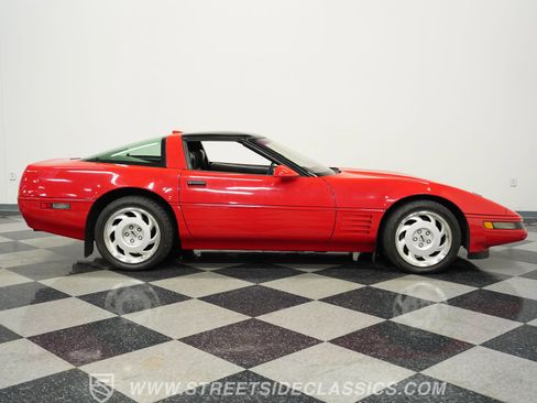 Used 1991 Chevrolet Corvette ZR-1 image 14