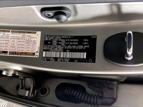 Certified 2024 Lexus LX 600 4WD w/ Appearance Package image 21