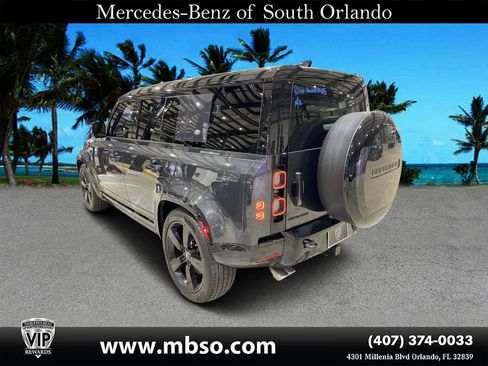 Used 2024 Land Rover Defender 110 V8 image 18