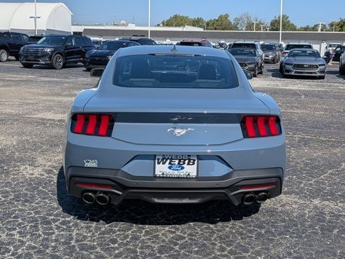 New 2025 Ford Mustang EcoBoost image 5