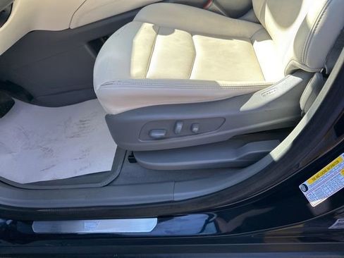 Certified 2022 Cadillac XT6 Premium Luxury w/ Technology Package image 10