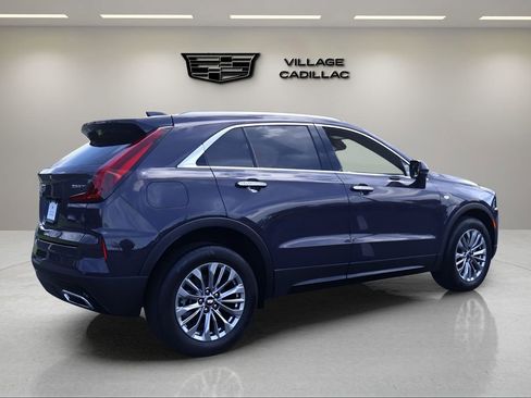 Certified 2024 Cadillac XT4 Premium Luxury image 5