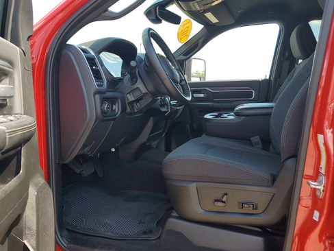 Used 2024 RAM 2500 Big Horn w/ Night Edition image 8