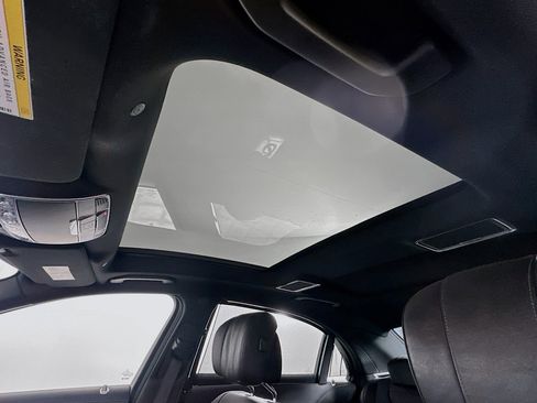 Used 2020 Mercedes-Benz S 560 Sedan image 26