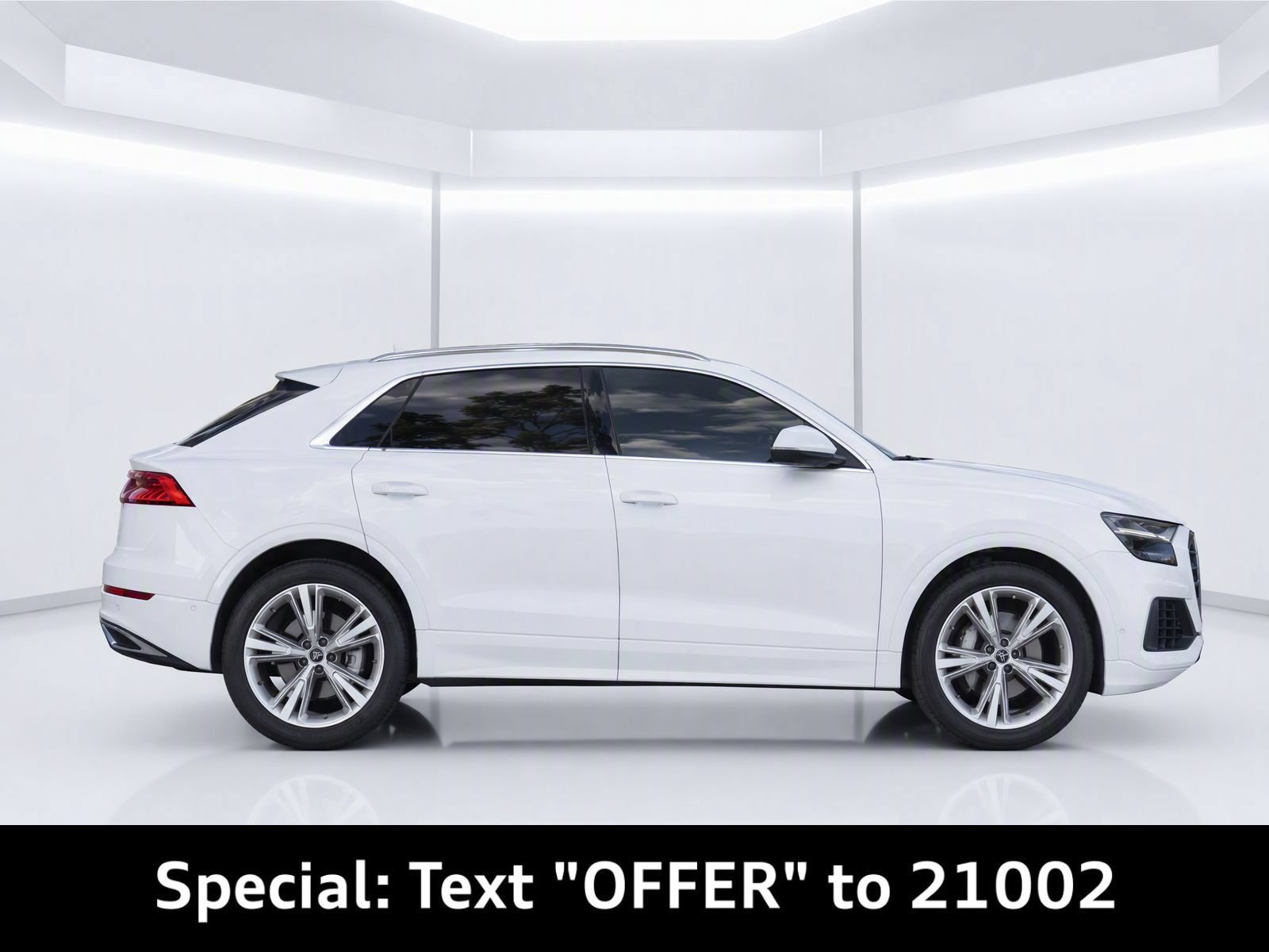 Certified 2022 Audi Q8 Premium AWD/4WD image 8
