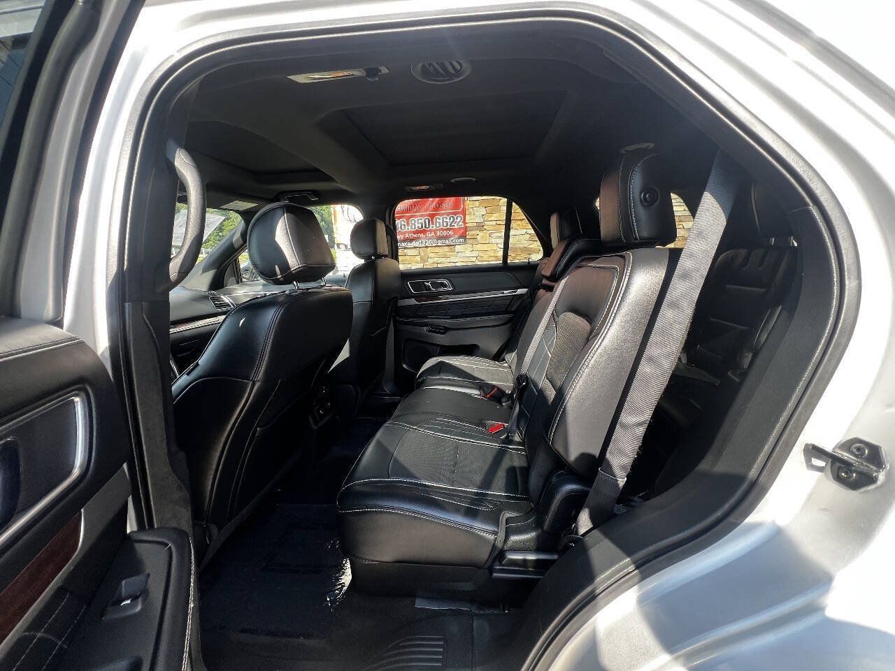 Used 2017 Ford Explorer Platinum AWD/4WD image 13