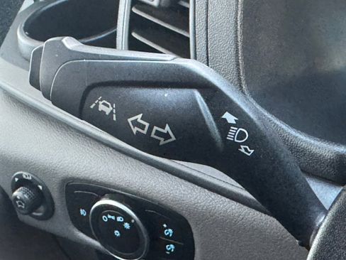 Used 2024 Ford Transit 350 XLT image 19