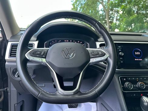 Certified 2023 Volkswagen Atlas SE w/ Panoramic Sunroof Package AWD/4WD image 11