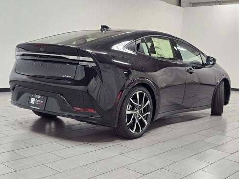 New 2026 Toyota Prius Plug-In Hybrid image 18