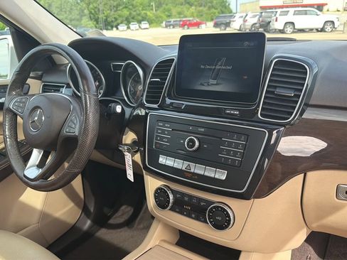 Used 2017 Mercedes-Benz GLE 350 4MATIC image 79
