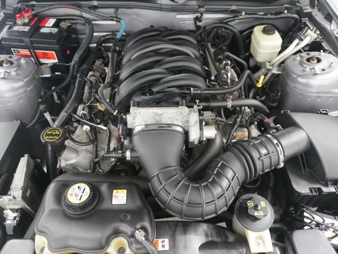 Used 2007 Ford Mustang GT RWD image 26
