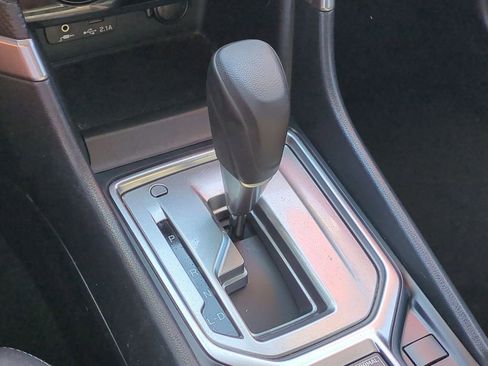 Used 2020 Subaru Forester Premium image 25