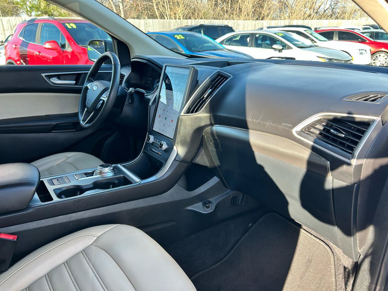 Used 2022 Ford Edge SEL w/ Convenience Package AWD/4WD image 9