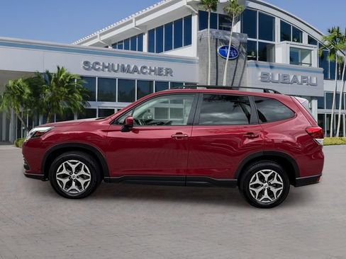 Certified 2023 Subaru Forester Premium AWD/4WD image 4