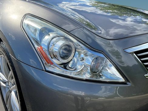 Used 2013 INFINITI G37 Journey w/ Premium Pkg RWD image 31