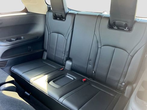 Used 2023 INFINITI QX60 Sensory w/ Vision Package FWD image 29