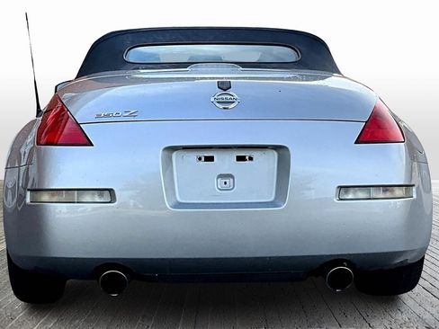 Used 2004 Nissan 350Z Touring image 7