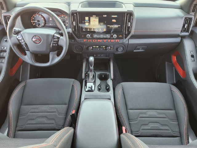 Used 2025 Nissan Frontier Pro-X RWD image 23