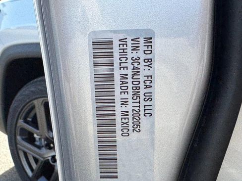 New 2026 Jeep Compass Latitude image 15