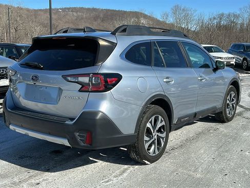 Used 2020 Subaru Outback Limited image 6