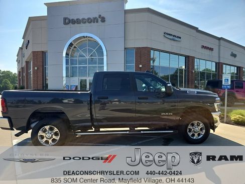 Used 2026 RAM 2500 Big Horn AWD/4WD image 1
