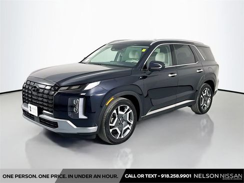 Used 2024 Hyundai Palisade Limited image 1