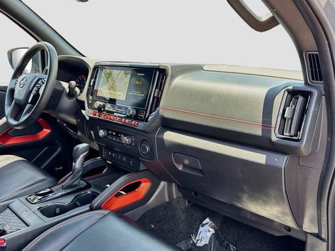 Used 2025 Nissan Frontier Pro-X w/ Pro Premium Package RWD image 30
