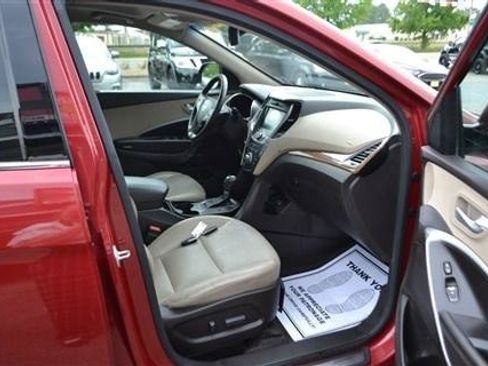 Used 2014 Hyundai Santa Fe GLS FWD image 30