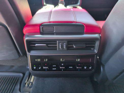 Used 2024 Lexus LX 600 F Sport image 12