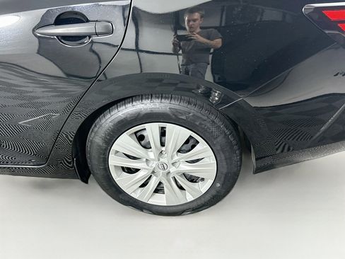 Used 2024 Nissan Sentra S FWD image 11