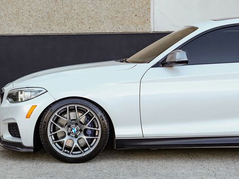 Used 2015 BMW M235i Coupe image 18