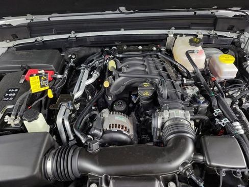 Used 2021 Jeep Wrangler Sport image 13