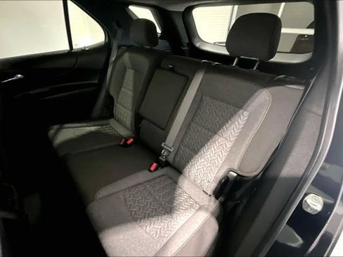 Used 2023 Chevrolet Equinox LT FWD image 29