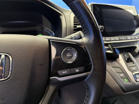 Used 2019 Honda Odyssey EX-L image 17