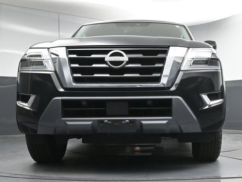 Used 2021 Nissan Armada SV image 26