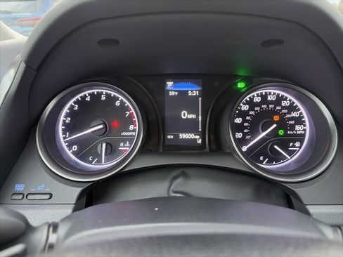 Used 2023 Toyota Camry SE image 15