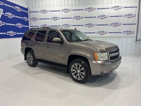 Used 2011 Chevrolet Tahoe LT AWD/4WD image 7