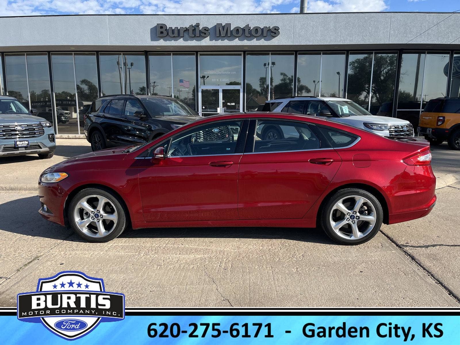 Used 2014 Ford Fusion SE FWD image 1