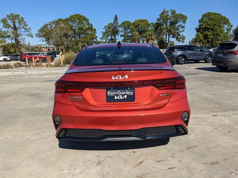 Certified 2024 Kia Forte GT-Line image 8