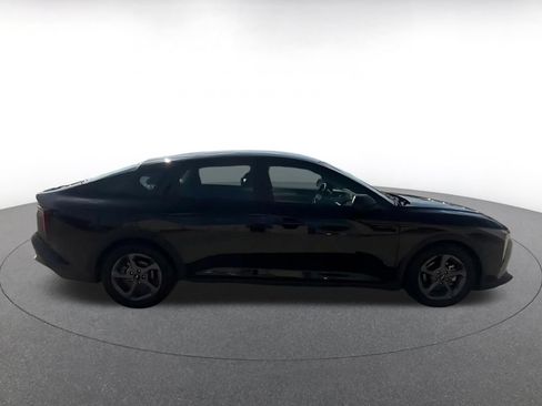 Used 2025 Kia K4 FWD image 16