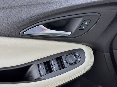 Used 2024 Buick Encore GX Preferred image 19