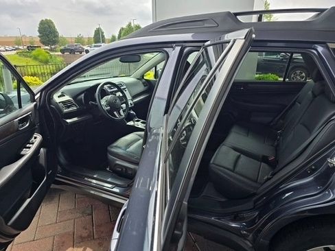Used 2015 Subaru Outback 3.6R Limited AWD/4WD image 8