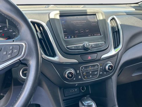 Used 2020 Chevrolet Equinox LT FWD image 14