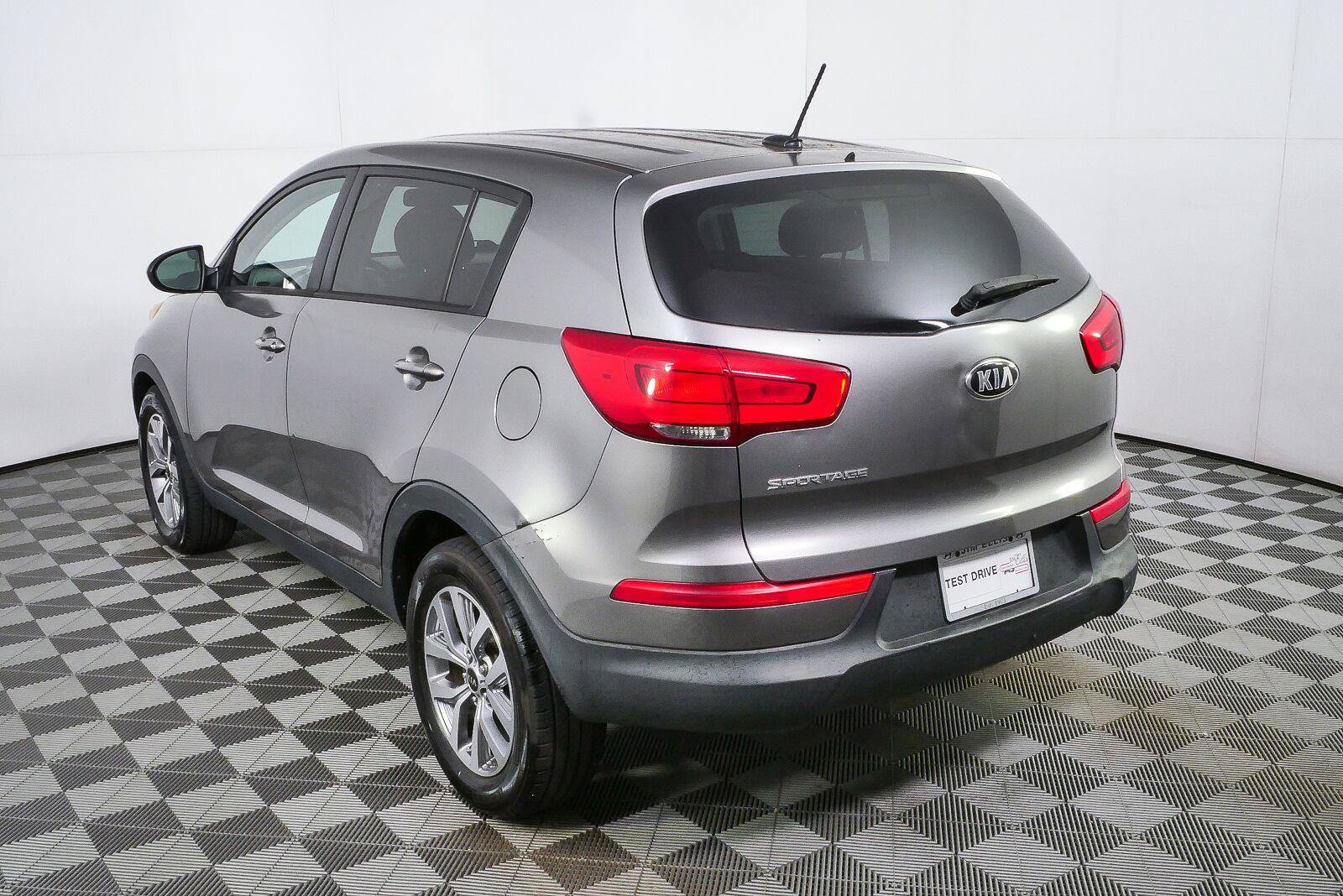 Used 2016 Kia Sportage LX FWD image 23