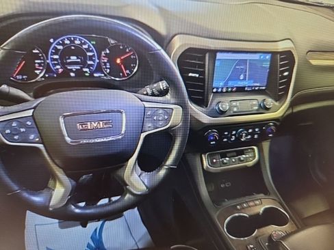 Used 2021 GMC Acadia Denali w/ Denali Ultimate Package image 6