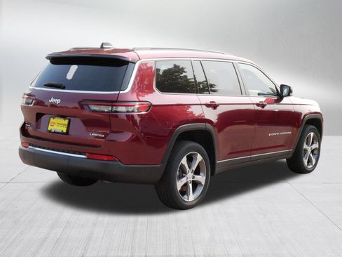 Used 2024 Jeep Grand Cherokee L Limited AWD/4WD image 7